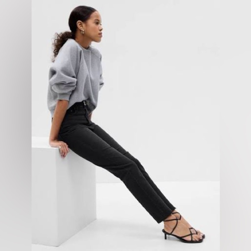 GAP Black Rinse Sky High Rise Cheeky Straight Jeans Denim Raw Hem 14/32 Reg